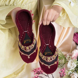 styleq -3-maroon  Elevate any special occasion with timeless elegance